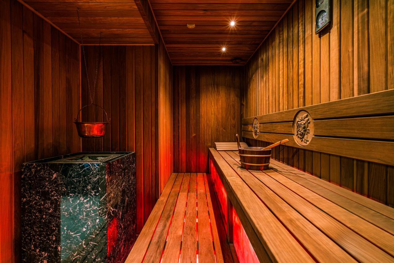Hotel Ferreus Modern Art Deco Krakkó Kültér fotó A Finnish sauna